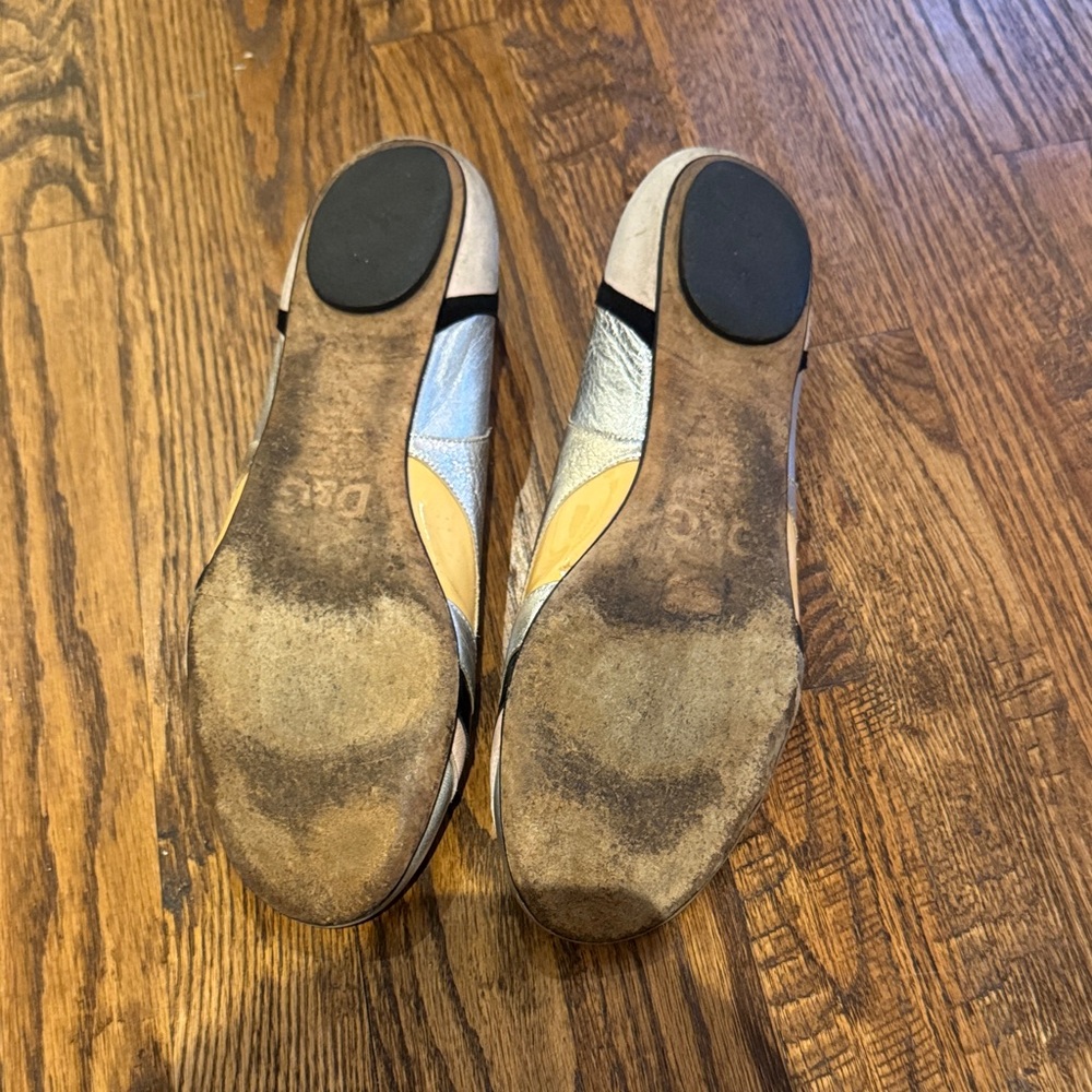 D&G Women's Silver and Pink Baller Flats 11US - Picture 2 of 4